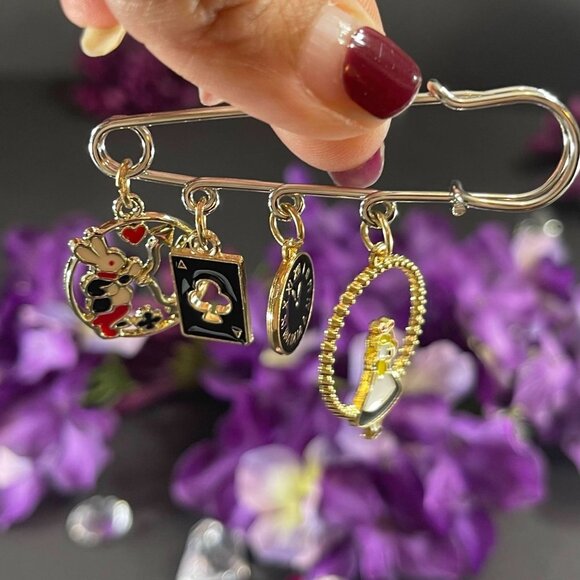 Alice Wonderland Lapel Pin Rabbit Black Safety Pin Enamel Badge Brooch Gift Pin - Picture 6 of 12